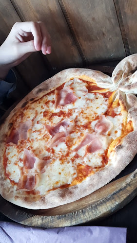 Restaurang Pappa Ninmari Katrineholm