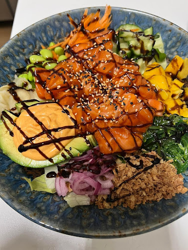 Comments and reviews of ESA Sushi Wok&buffé