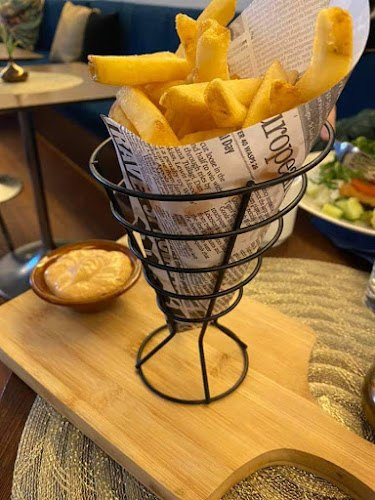 Café Nouveau - Gastronomi och hotellverksamhet