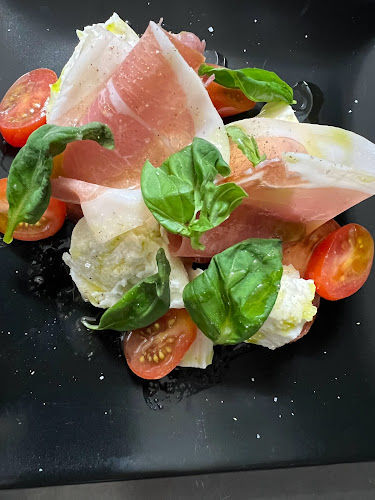 Opinii despre Svenska Gårdskök în Stockholm - Gastronomi och hotellverksamhet