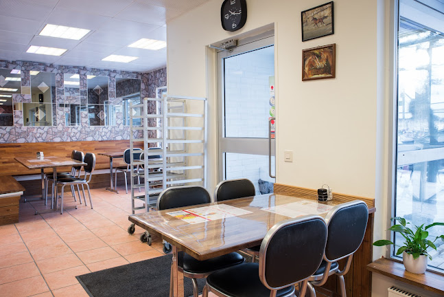 Opinii despre Pizzeria Bella Casa în Sundbyberg - Gastronomi och hotellverksamhet