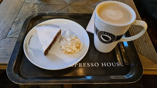 Espresso House - Gastronomi och hotellverksamhet
