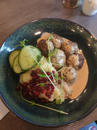 Harrys - Gastronomi och hotellverksamhet