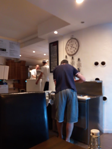 Opinii despre Peckas Grill în Motala - Gastronomi och hotellverksamhet