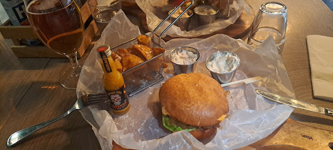 Opinii despre ICA Delitorget restaurant în Höllviken - Gastronomi och hotellverksamhet