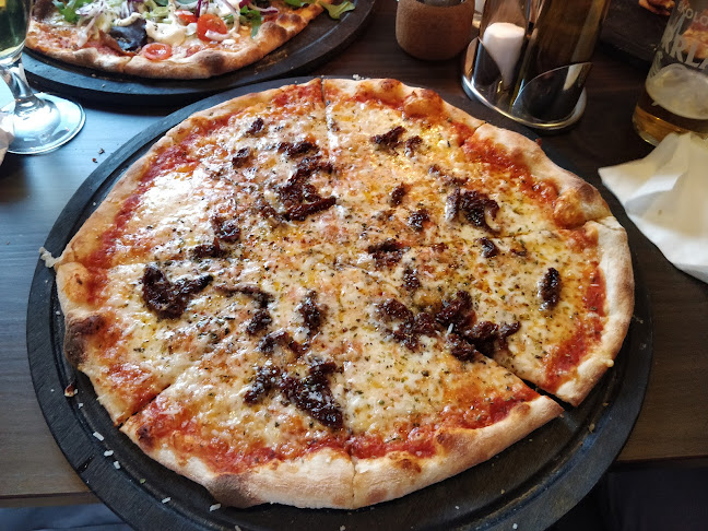 Hägern - Gastronomi och hotellverksamhet