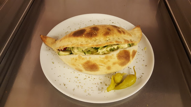 Opinii despre Persian Royal Grill Restaurang în Linköping - Gastronomi och hotellverksamhet