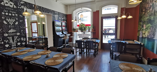 Mingus Restaurant & Pizzeria - Gastronomi och hotellverksamhet