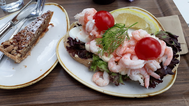 Opinii despre Tindered Trädgård Café în Edsbruk - Gastronomi och hotellverksamhet