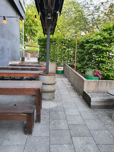 Tugg Burgers Open Times