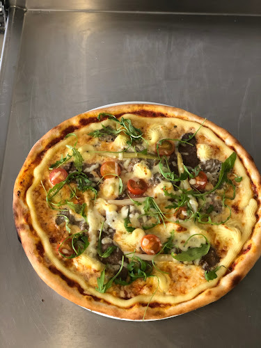 Hawaii Pizzeria - Torshälla