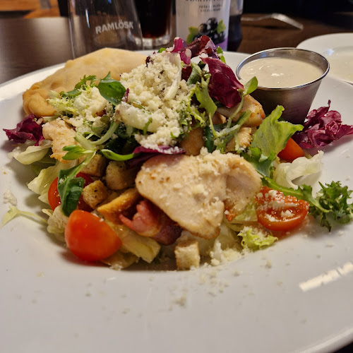 Rävens Bistro - Gastronomi och hotellverksamhet