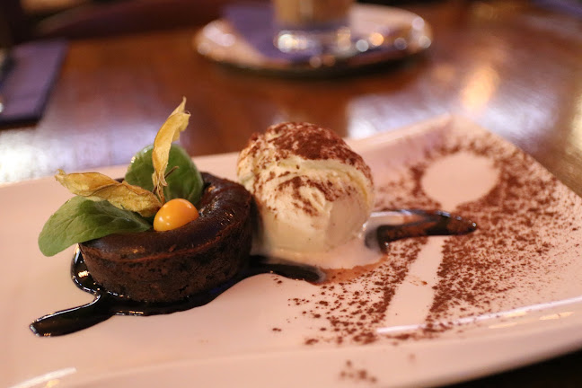 Cyrano Majorna Phone number