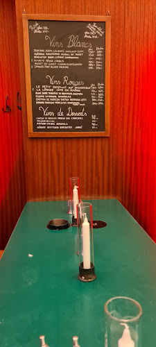 Café Facile - Gastronomi och hotellverksamhet