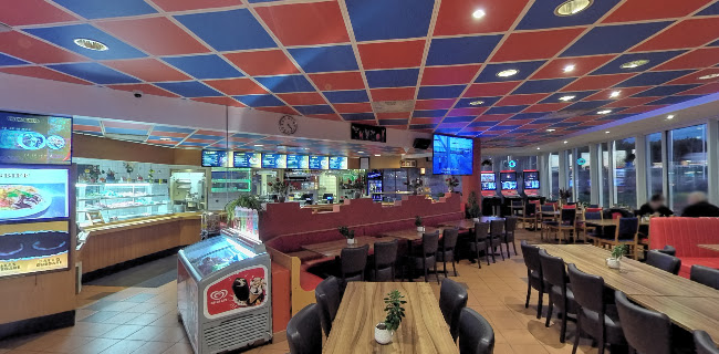 Hallstakrog - Gastronomi och hotellverksamhet