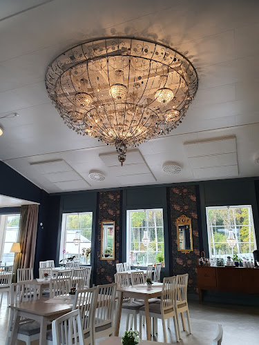 Barbros Café - Gastronomi och hotellverksamhet