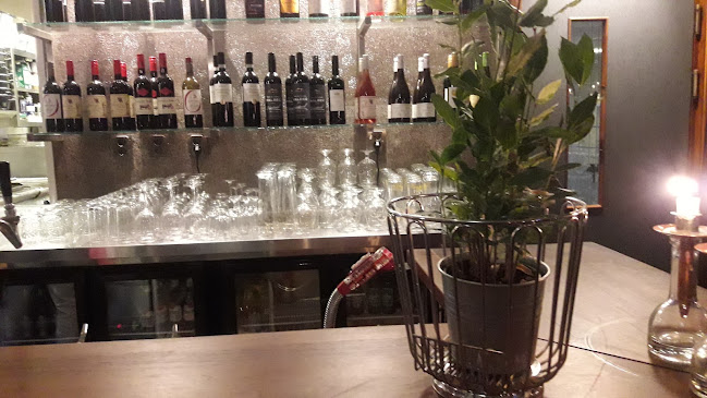 Hot Chili - Gastronomi och hotellverksamhet