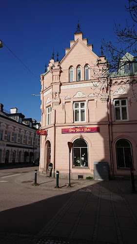 Spicy Mix & Sushi - Gastronomi och hotellverksamhet