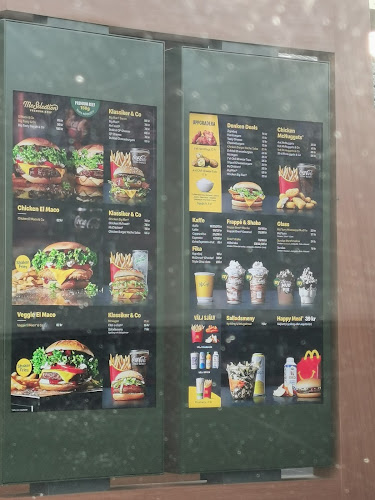 Opinii despre McDonald's Arboga în Arboga - Gastronomi och hotellverksamhet