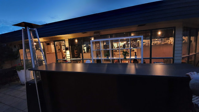 Vingårdens Bar & Bistro - Gastronomi och hotellverksamhet