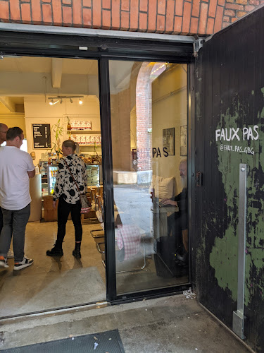 Faux Pas - Gastronomi och hotellverksamhet