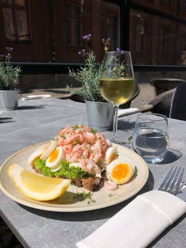 Reviews of Hjalmars Bar & Restaurang in Kalmar - Gastronomi och hotellverksamhet