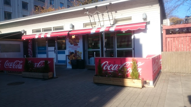 Opinii despre Sannegårdens kebab în Västra Frölunda - Gastronomi och hotellverksamhet