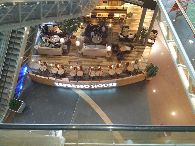 Dialoggatan 2, 141 75 Kungens Kurva