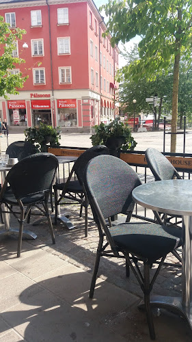 Opinii despre Espresso House Södertälje în Södertälje - Gastronomi och hotellverksamhet