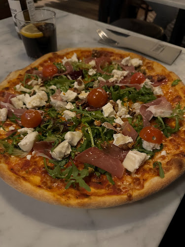 Drakenbergsgatan 1, 702 19 Örebro