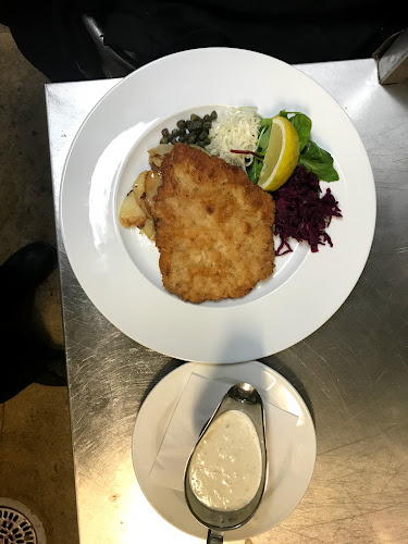 Opinii despre Restaurang Lilla Prag în Stockholm - Gastronomi och hotellverksamhet