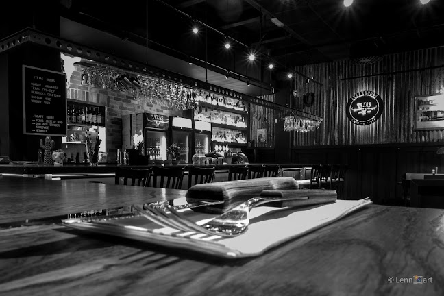 Texas Longhorn - Gastronomi och hotellverksamhet