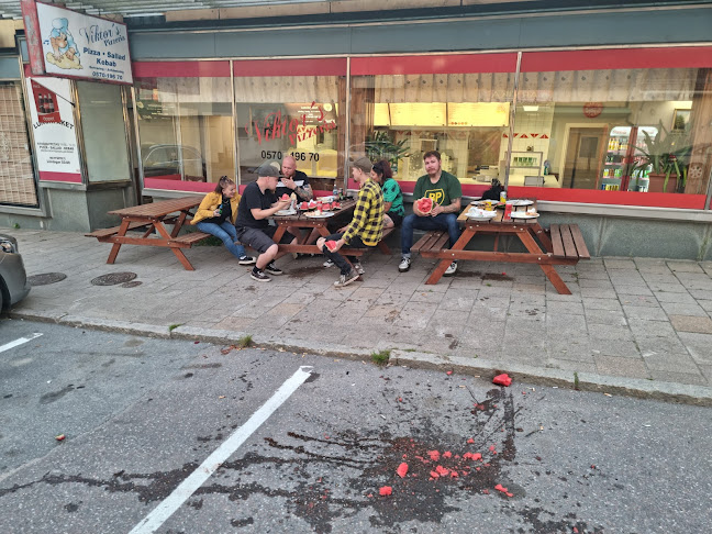 Viktors Pizzeria - Gastronomi och hotellverksamhet
