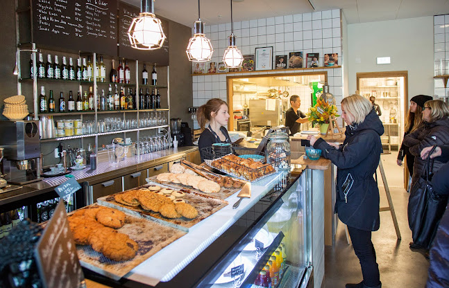 ROST Mat & Kaffe Open Times