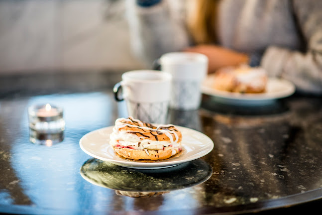 Ullas Kondis Västerslätt - Umeå