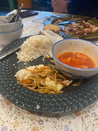 Opinii despre Chumphon Thai Restaurant în Göteborg - Gastronomi och hotellverksamhet