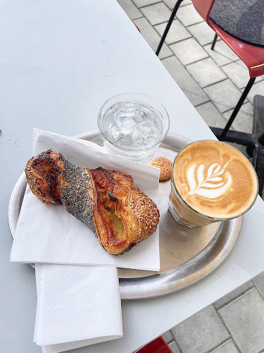 Café Rost - Gastronomi och hotellverksamhet