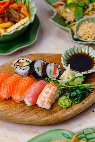 GinnDee Sushi & Wok - Gastronomi och hotellverksamhet