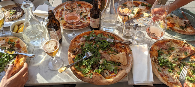 Ciao Ciao IV - Gastronomi och hotellverksamhet