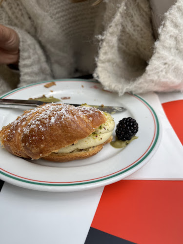 Bar Italia - Gastronomi och hotellverksamhet