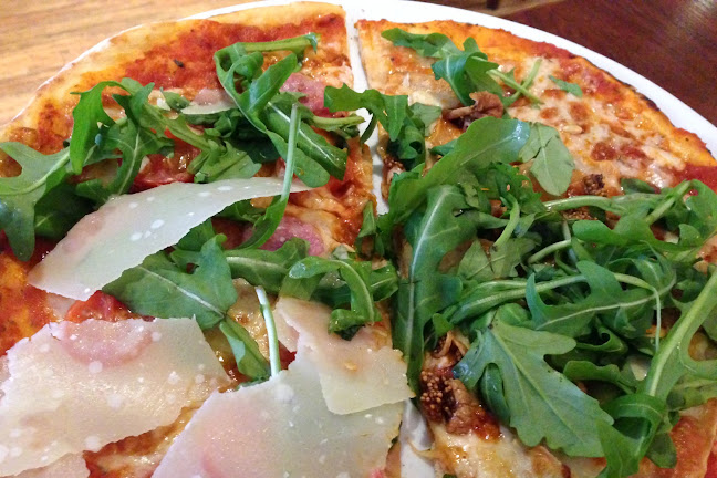 Comentarii opinii despre Charles Dickens