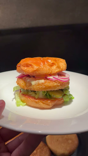 Opinii despre Restaurant Jading în Stockholm - Gastronomi och hotellverksamhet