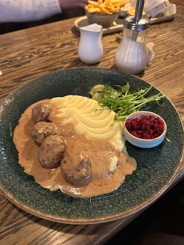 DiWINE Stockholm - Gastronomi och hotellverksamhet