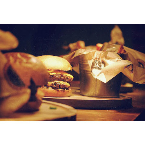 Comentarii opinii despre Bada Bing City