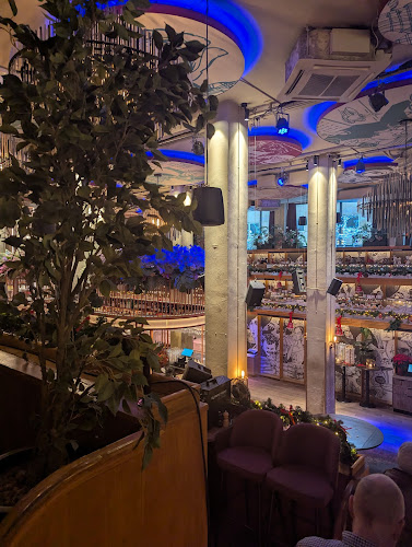 Comentarii opinii despre Biblioteket Live