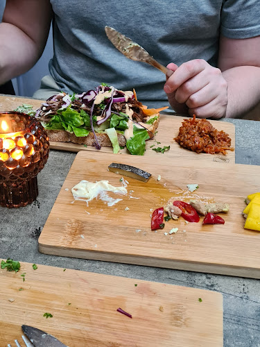 Compete Sports Bar - Gastronomi och hotellverksamhet