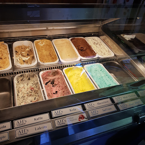 A.H. Glassbar - Gastronomi och hotellverksamhet