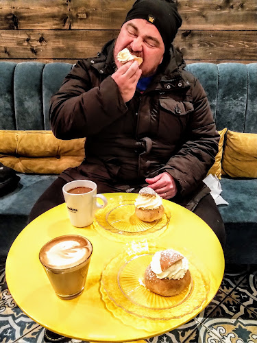 Kaffein Phone number