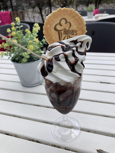 Halvars glass - Gastronomi och hotellverksamhet