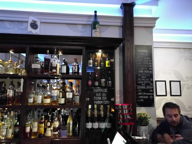 Hjalmars Bar & Restaurang - Gastronomi och hotellverksamhet